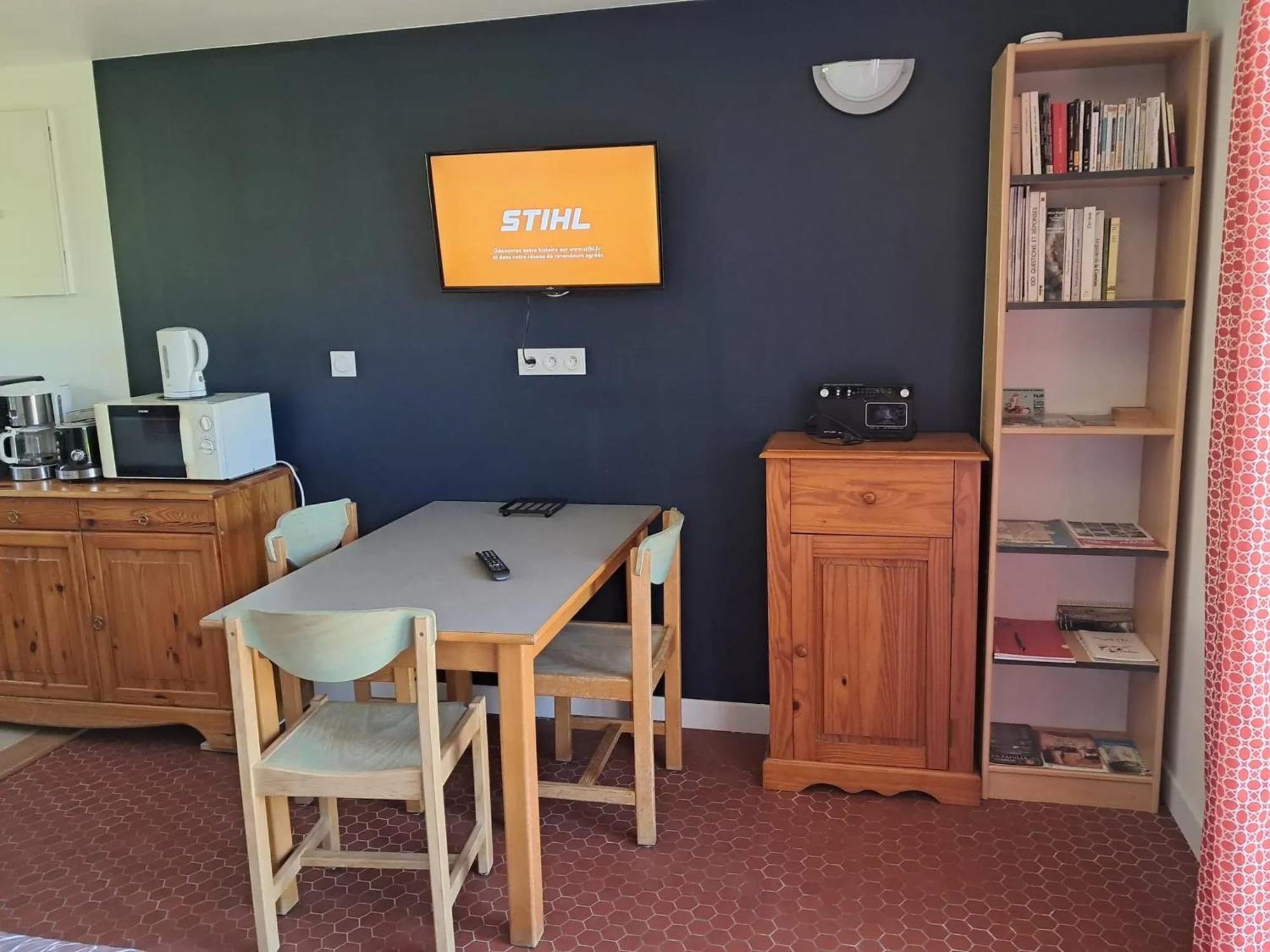Studio Charmant A Treignac Avec Terrasse De 22 M² エクステリア 写真